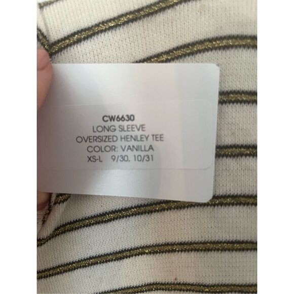 Chaser Long Sleeve Oversized Henley Tee NEW NWT - Picture 4 of 6